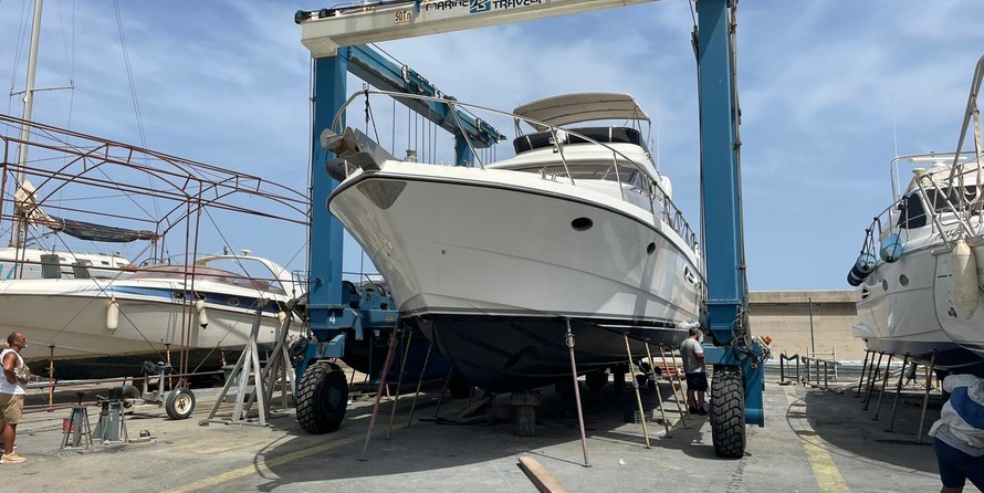 Palmer Johnson cockpit motor yacht