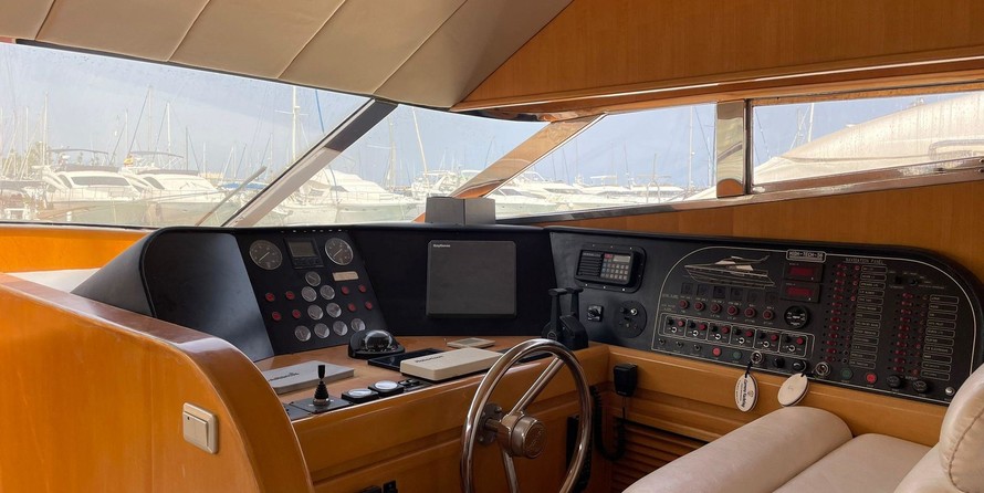 Palmer Johnson cockpit motor yacht