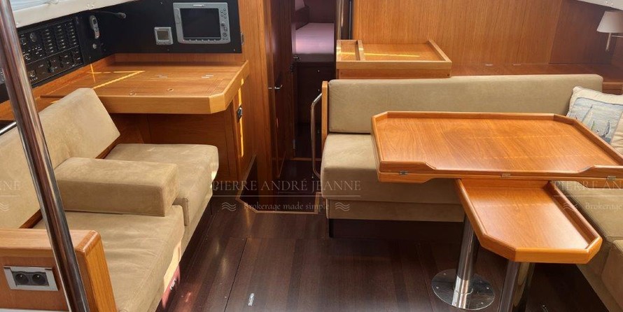 Wauquiez Pilot Saloon 47