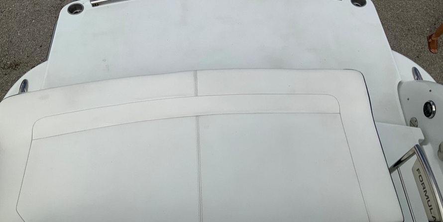 Formula 310 Bowrider