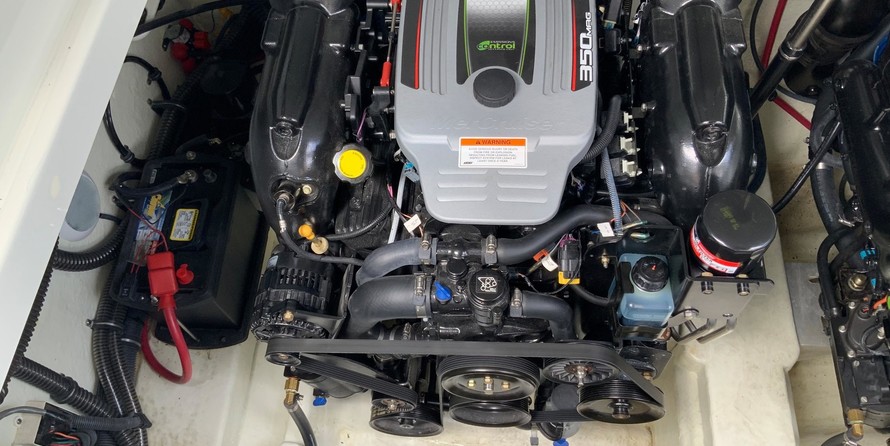 Formula 310 Bowrider