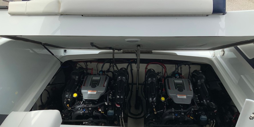 Formula 310 Bowrider