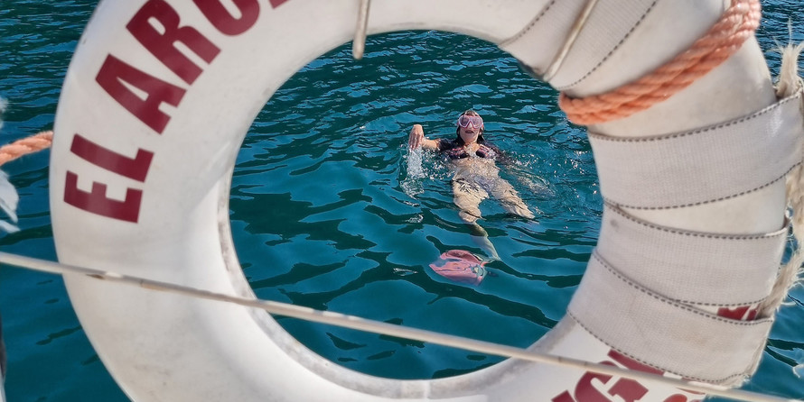 Alugel KURT HUGHES 43 (diaria) HUGHES