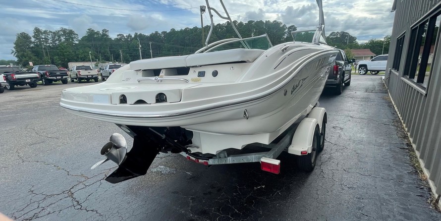 Sea ray 220 select