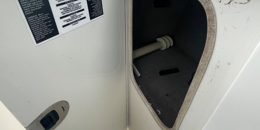Sea ray 220 select