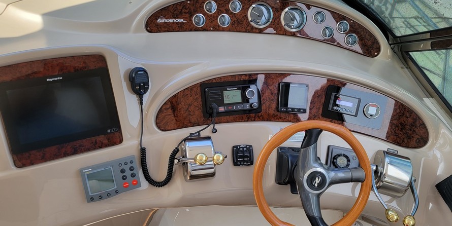 Sea Ray 460 Sundancer