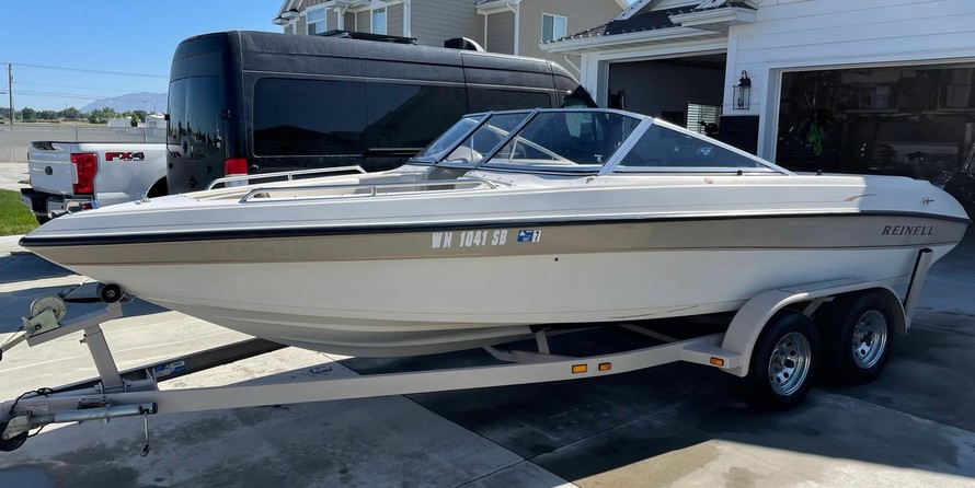 Reinell Mercruiser