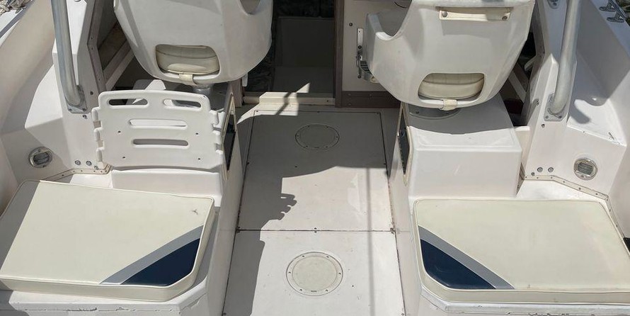 Grady-White Seafarer 228