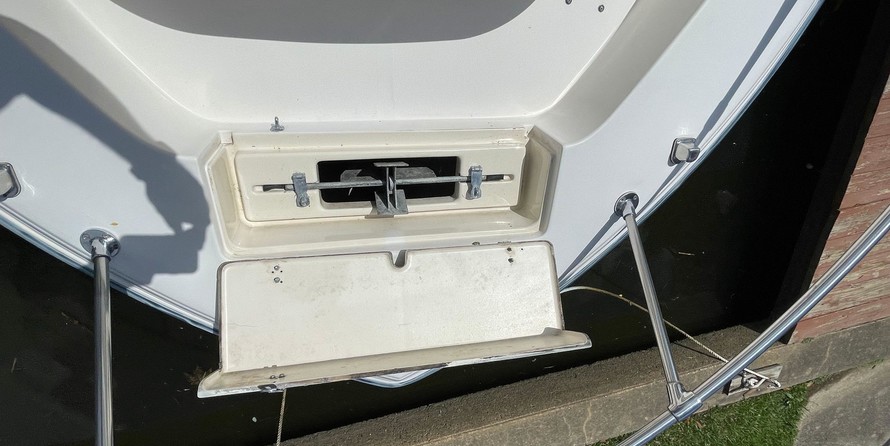 Grady-White Seafarer 228