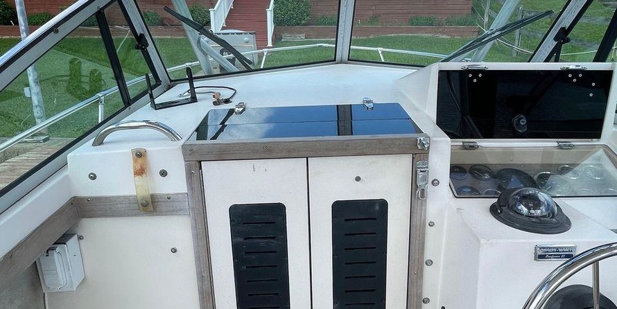 Grady-White Seafarer 228