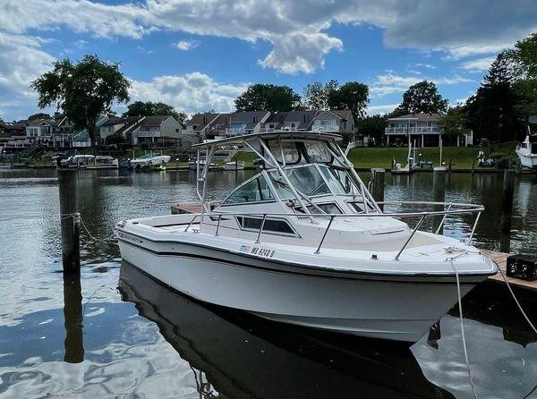 Grady-White Seafarer 228