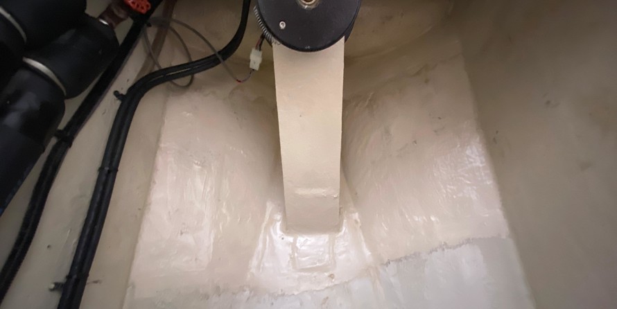 Sea ray 500 db sedan bridge