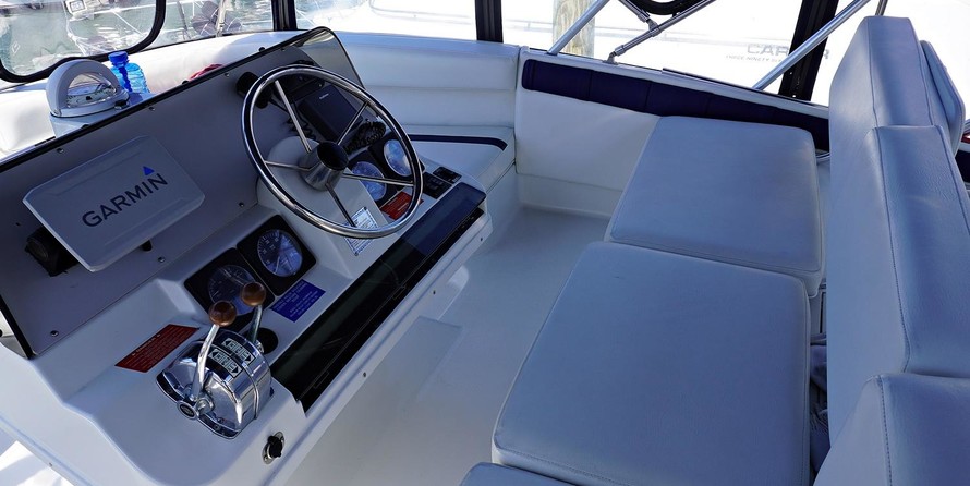 Mainship 37 Motor Yacht