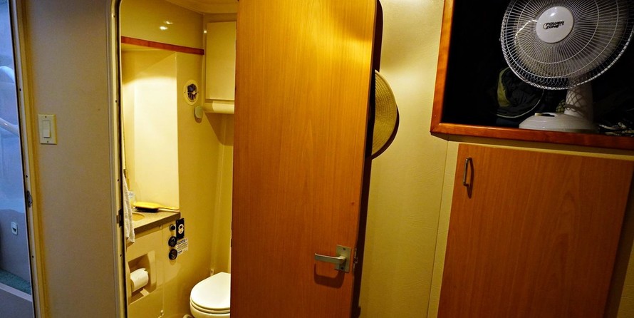 Mainship 37 Motor Yacht