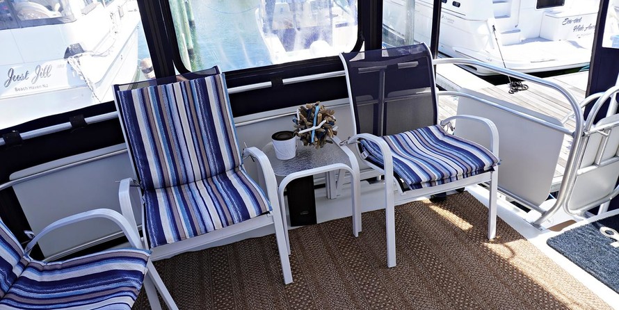 Mainship 37 Motor Yacht