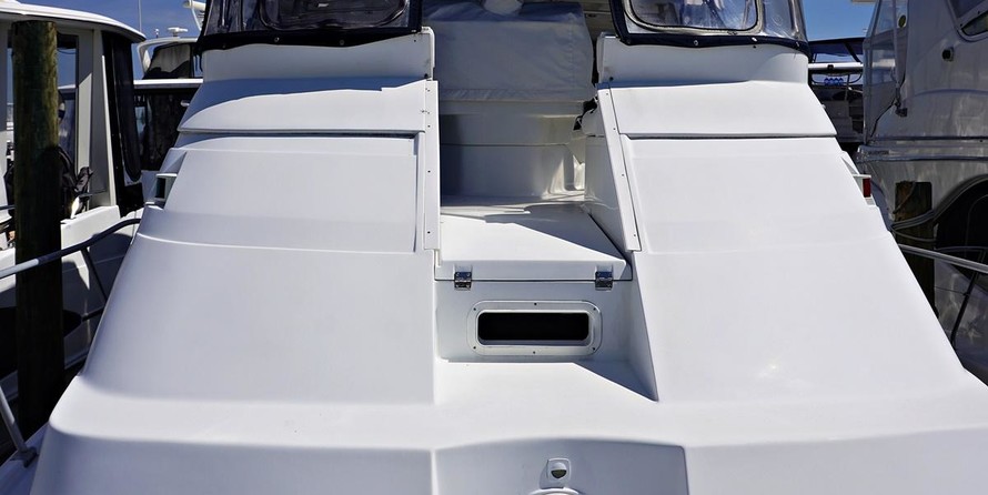 Mainship 37 Motor Yacht