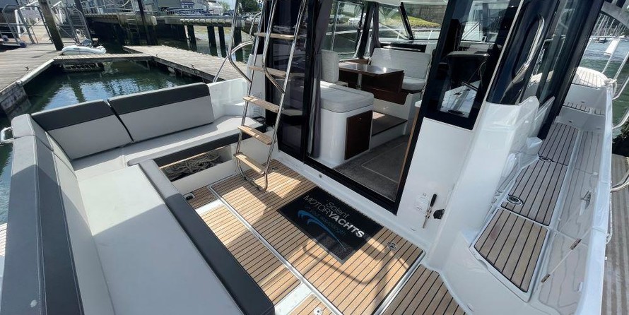 Jeanneau Merry Fisher 1095