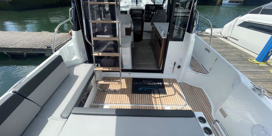 Jeanneau Merry Fisher 1095