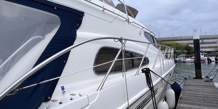 Sealine T51