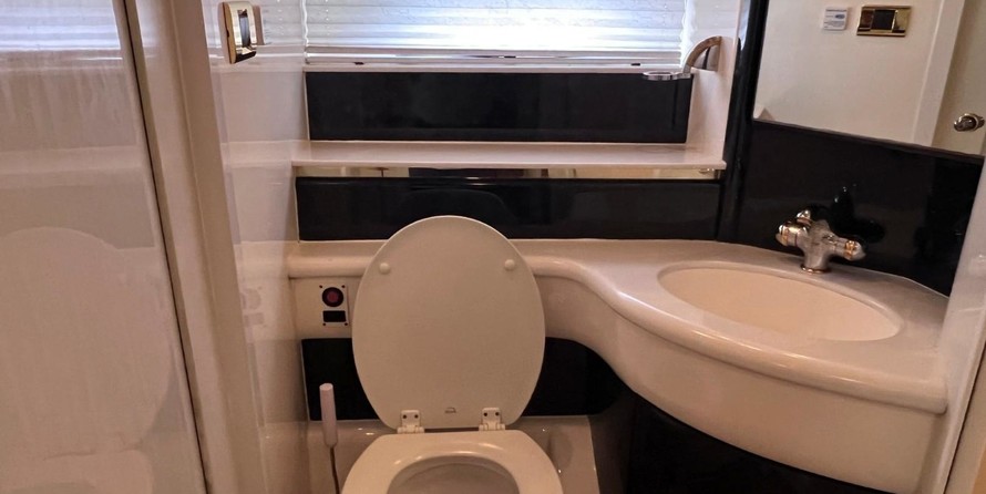 Sealine T51