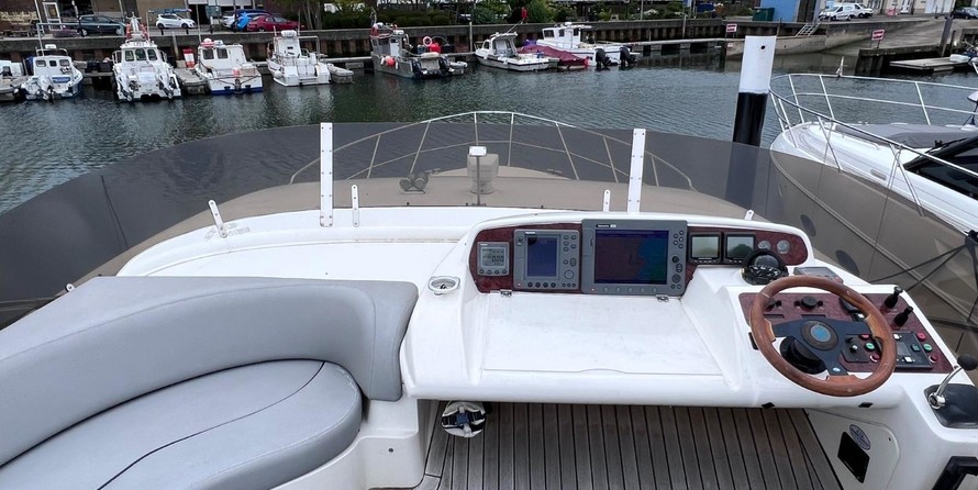Sealine T51