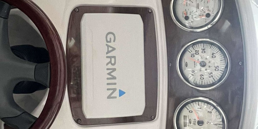 Chaparral 276 Signature