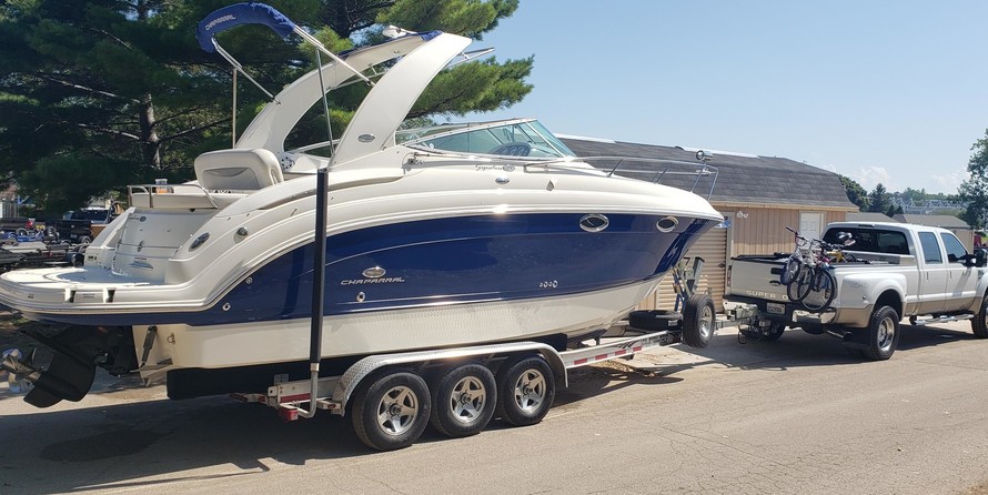 Chaparral 276 Signature