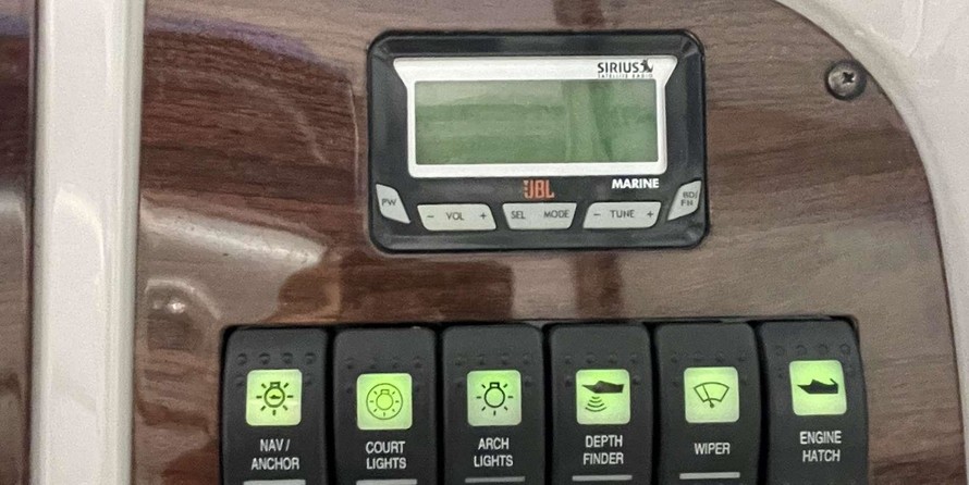 Chaparral 276 Signature