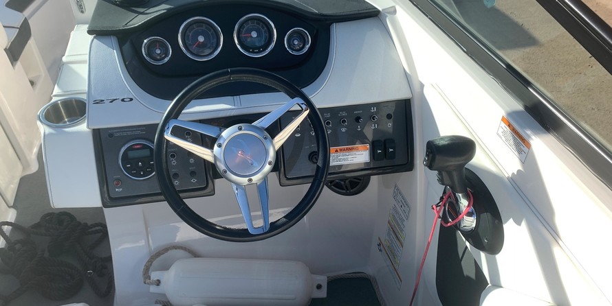 Sea Ray 270 SUNDECK