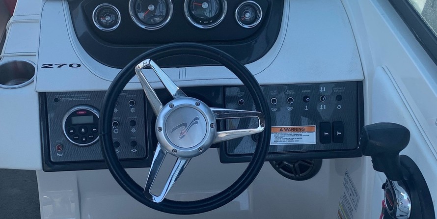 Sea Ray 270 SUNDECK