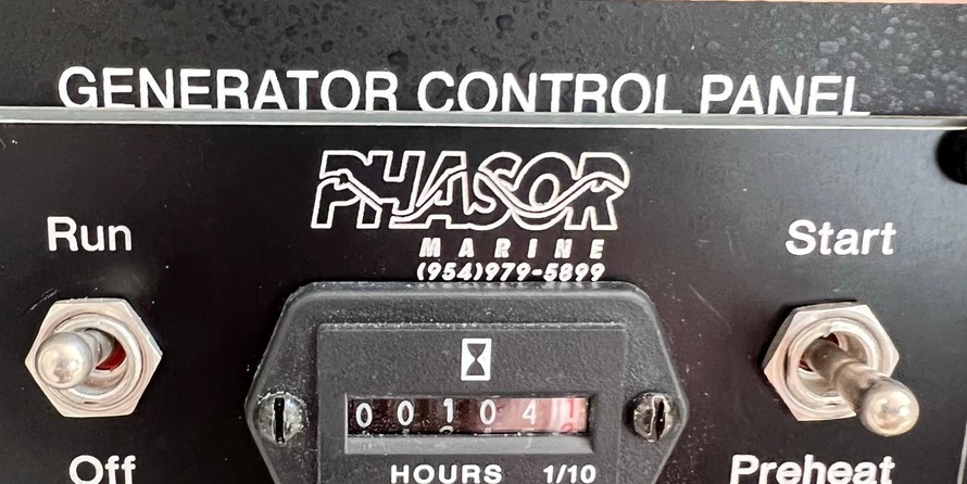 Grady-White Express 330