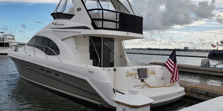 Sea ray 420 sedan bridge