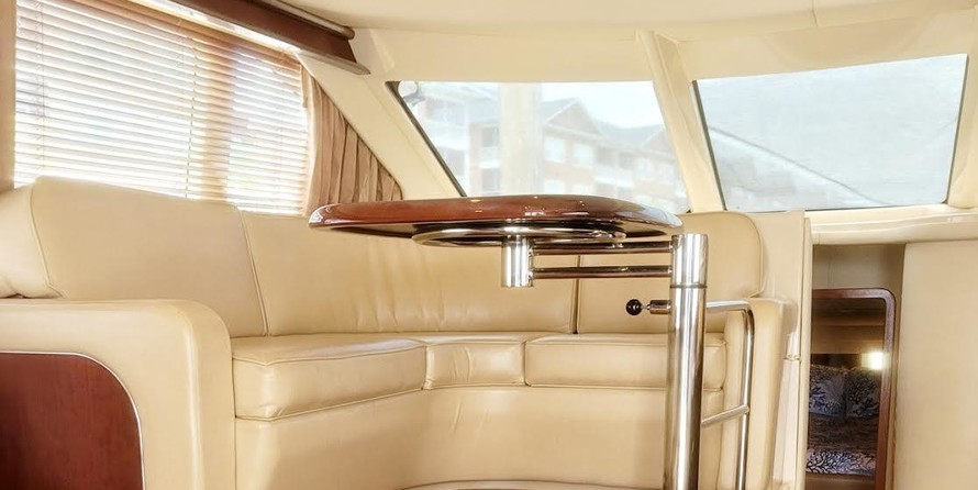 Sea ray 420 sedan bridge