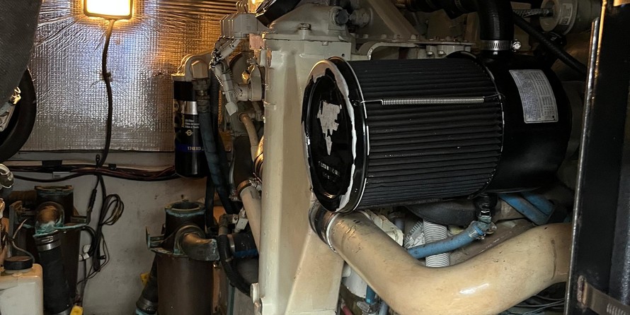 Sea ray 420 sedan bridge