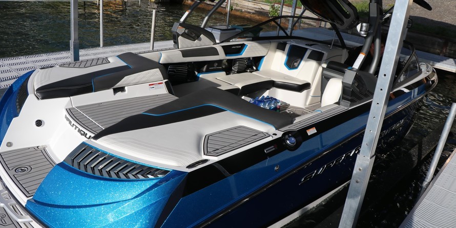 Super Air Nautique G23