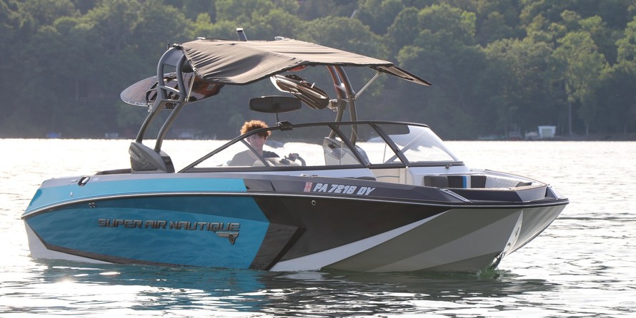 Super Air Nautique G23