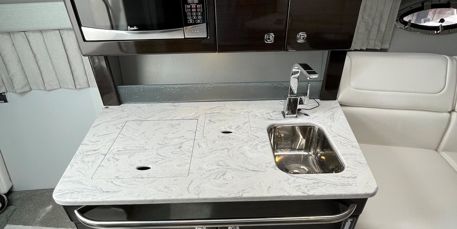 Formula 350 Sun Sport