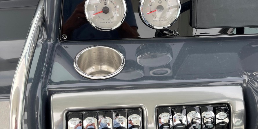 Formula 350 Sun Sport