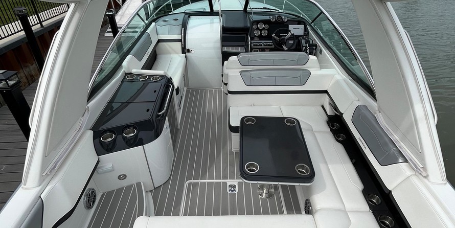 Formula 350 Sun Sport