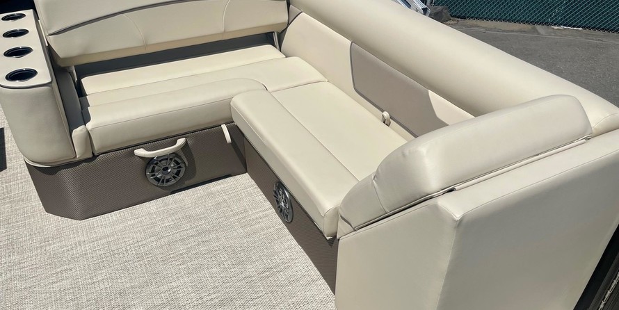 Crest Classic LX 220 SLS