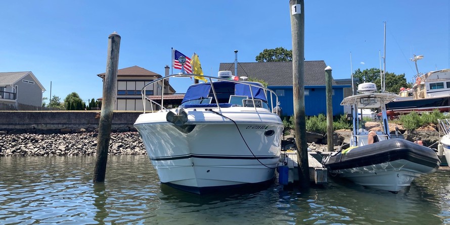 Chaparral 330 Signature