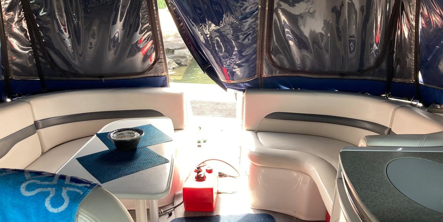 Chaparral 330 Signature