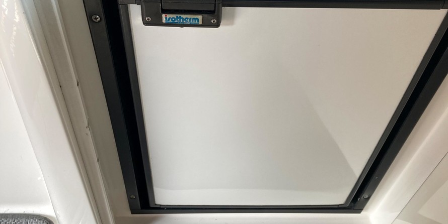 Chaparral 330 Signature