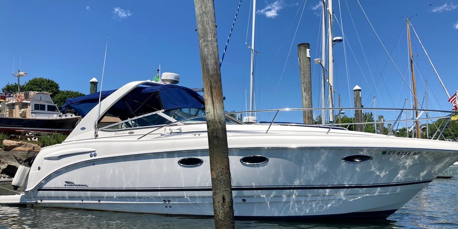 Chaparral 330 Signature