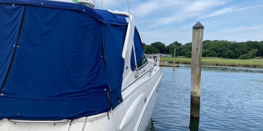 Chaparral 330 Signature