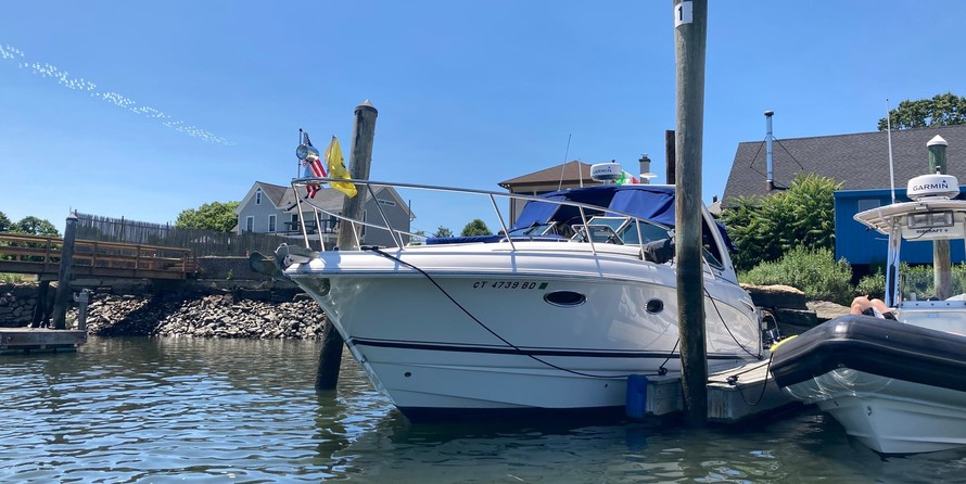 Chaparral 330 Signature