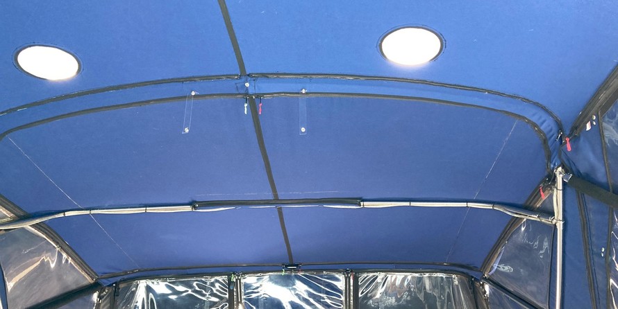 Chaparral 330 Signature