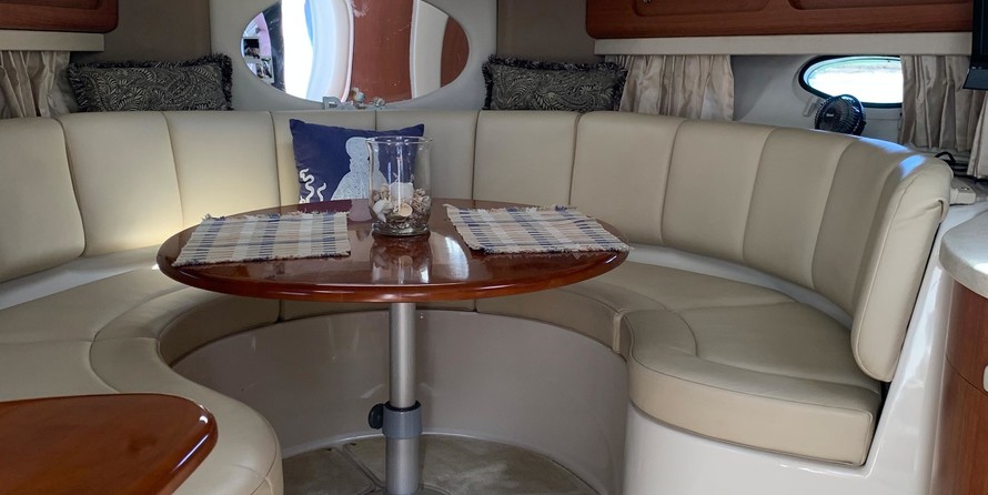 Chaparral 330 Signature