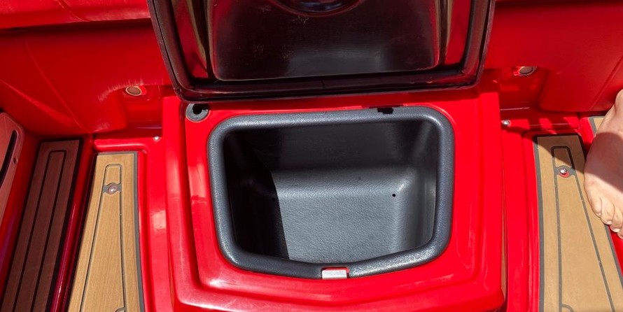 Super Air Nautique G23