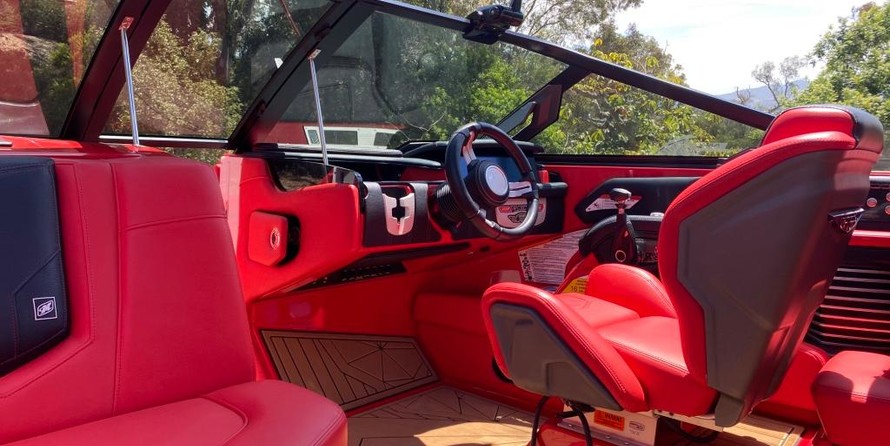 Super Air Nautique G23